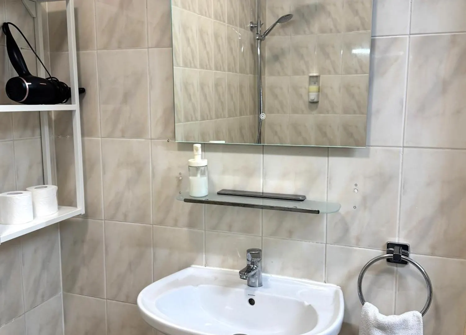 Casa De Baixo Apartment Lisbon